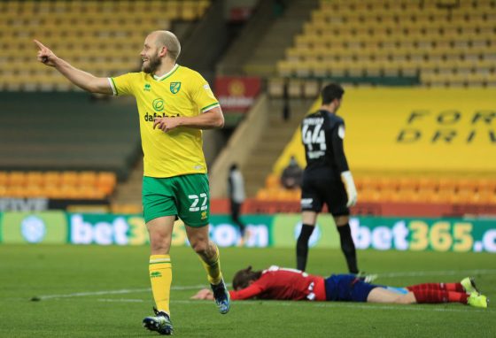 Teemu Pukki huimassa vireessä - kaksi maalia 20 minuuttiin!